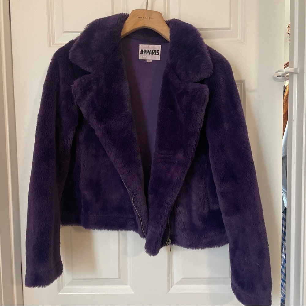 Sold Apparais tukio faux fur purple bomber jacket